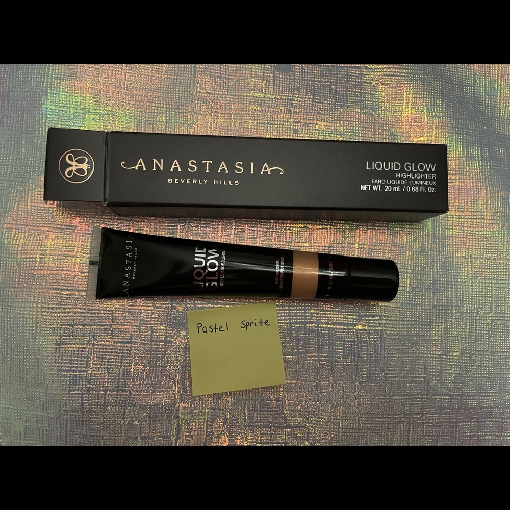 Anastasia Beverly Hills Liquid Glow Oyster NIB